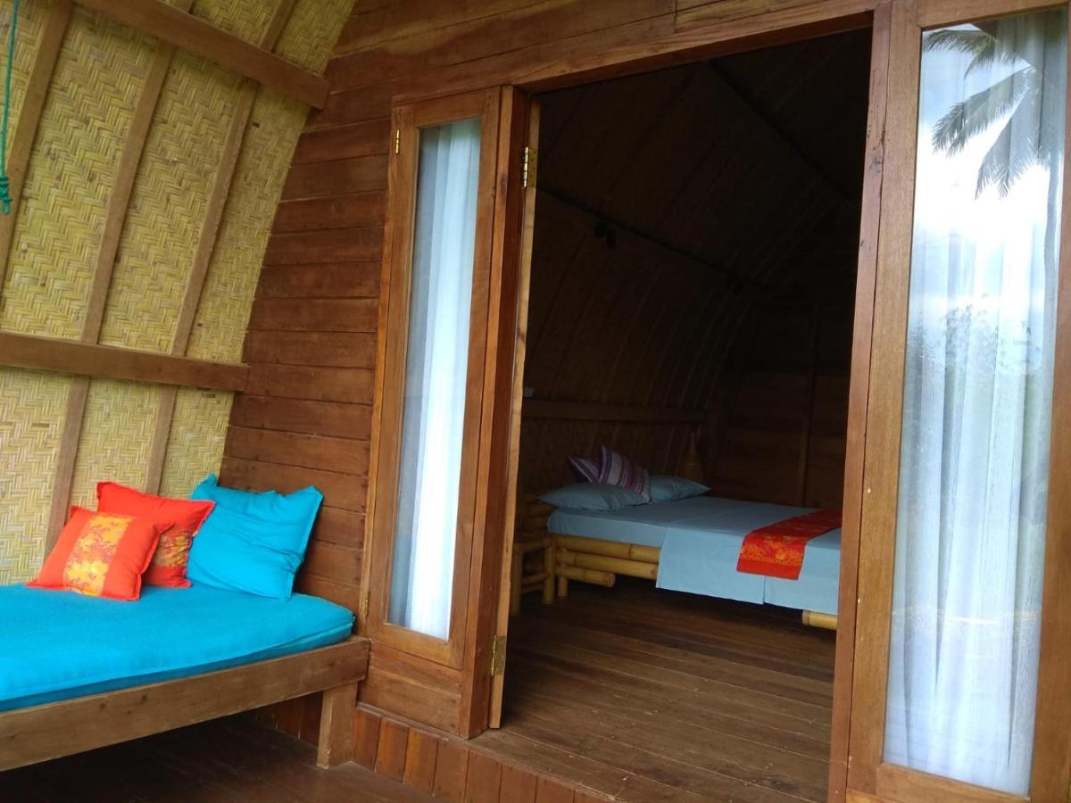 Hakiki Inn Bungalows Tetebatu Exterior foto