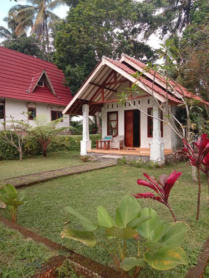 Hakiki Inn Bungalows Tetebatu Exterior foto